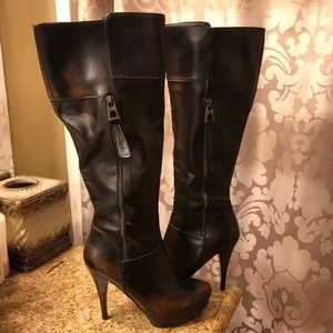 Guess Brown Boots Sz. 6